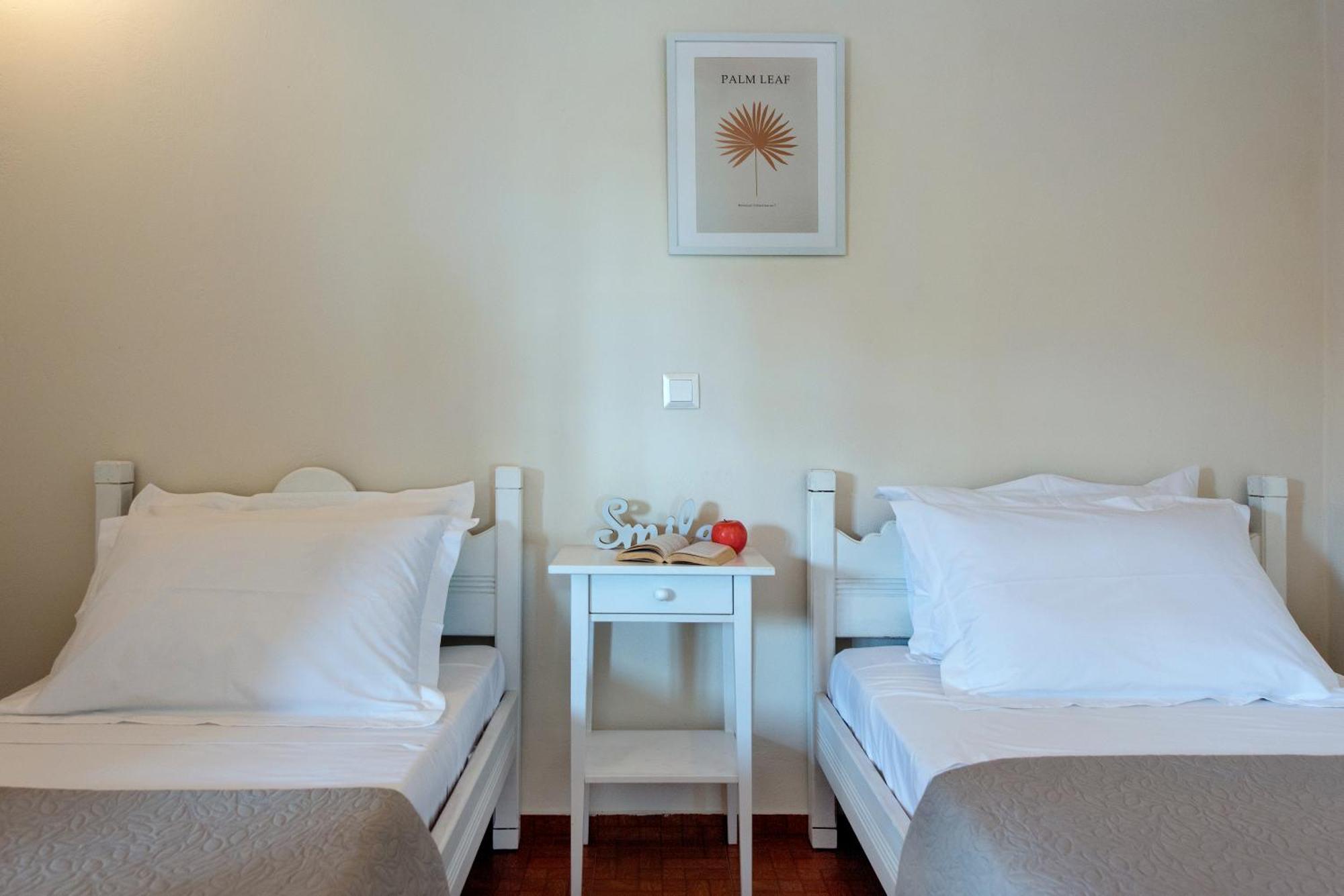 The Roof Family Apartment Alepou ภายนอก รูปภาพ